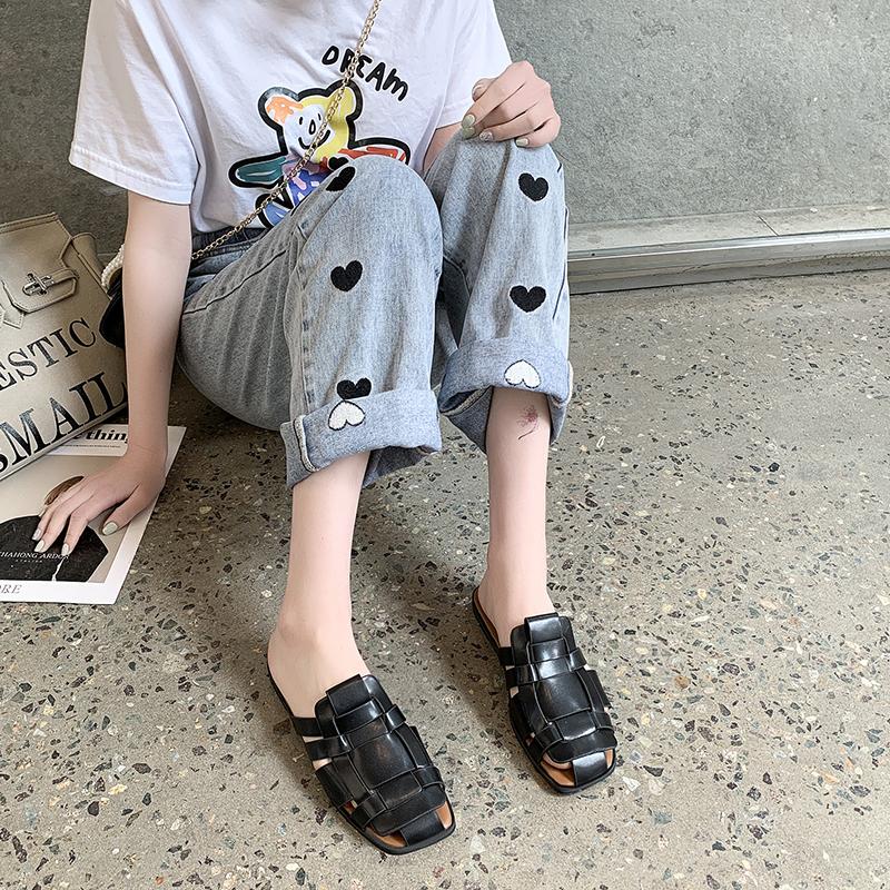 Product Introduction of JINxCHOY SHOES Summer Slip-on Roman Shoes Comfortable All-Matching PU Leather Weaving Closed Toe Low Heel Square Heel Pu Slippers Rubber SS24 8