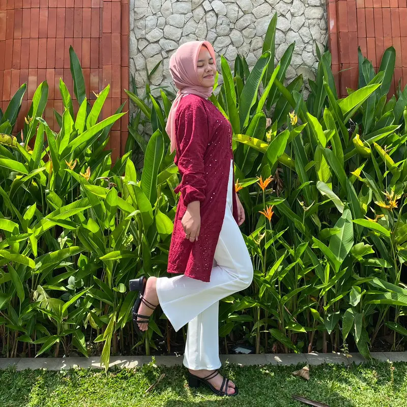 [ LD120 ] Chea Tunik Katun Bordir ( Katbol ) Baju kondangan / Baju Atasan Panjang Wanita Muslim Katun Bolong Kombinasi Kancing Hidup 7