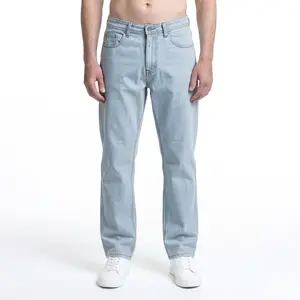 Denimic Celana Jeans Regular Fit Light Blue Biru Muda Pria Denim Basic Panjang Lembut 100% Cotton Washed Non-Stretch 13,5 Oz