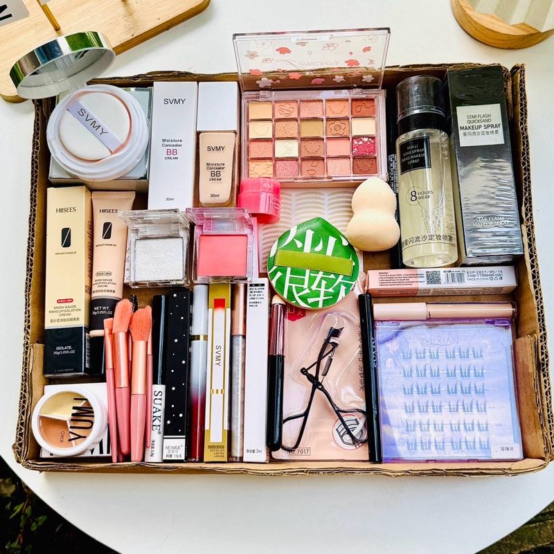  Bộ Trang Điểm 22 Món L6.6 Makeup Cơ Bản Cho Nữ Mới Học Trang Điểm Đầy Đủ Xịt Khoá Nền+Lông Mi +Kem Nền+Kem Lót+Che Khuyết Điểm+Son Kem+Phấn Phủ Mỹ Phẩm Cosmetic 
