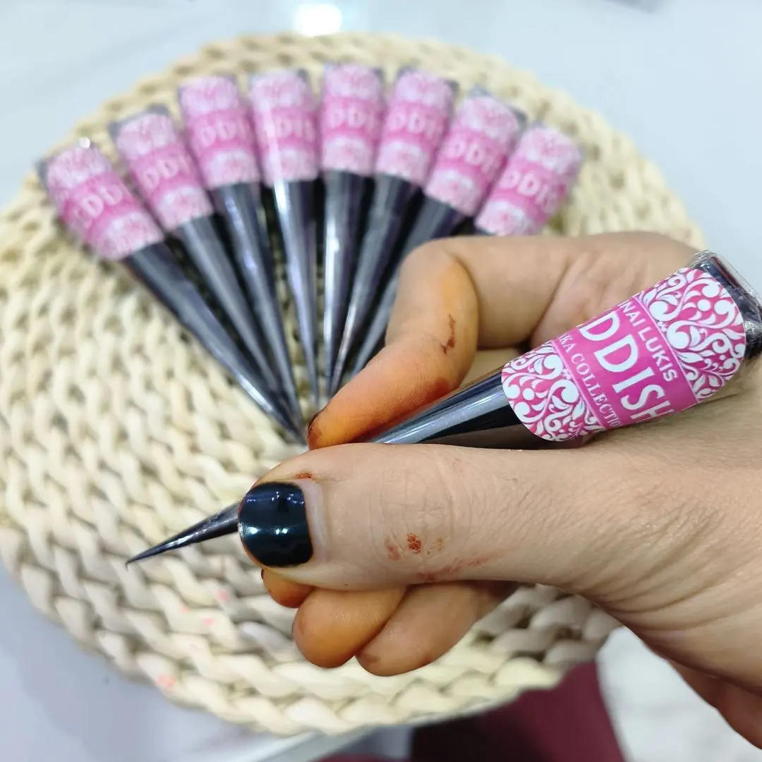 Halal Inai Cempaka Lukis Cone