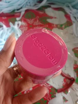 Product Review of GLAD2GLOW Peach Retinol Moisturizer 30 gram dengan Retinol & HPR untuk Memudarkan Garis Halus dan Kerutan from D**p 0