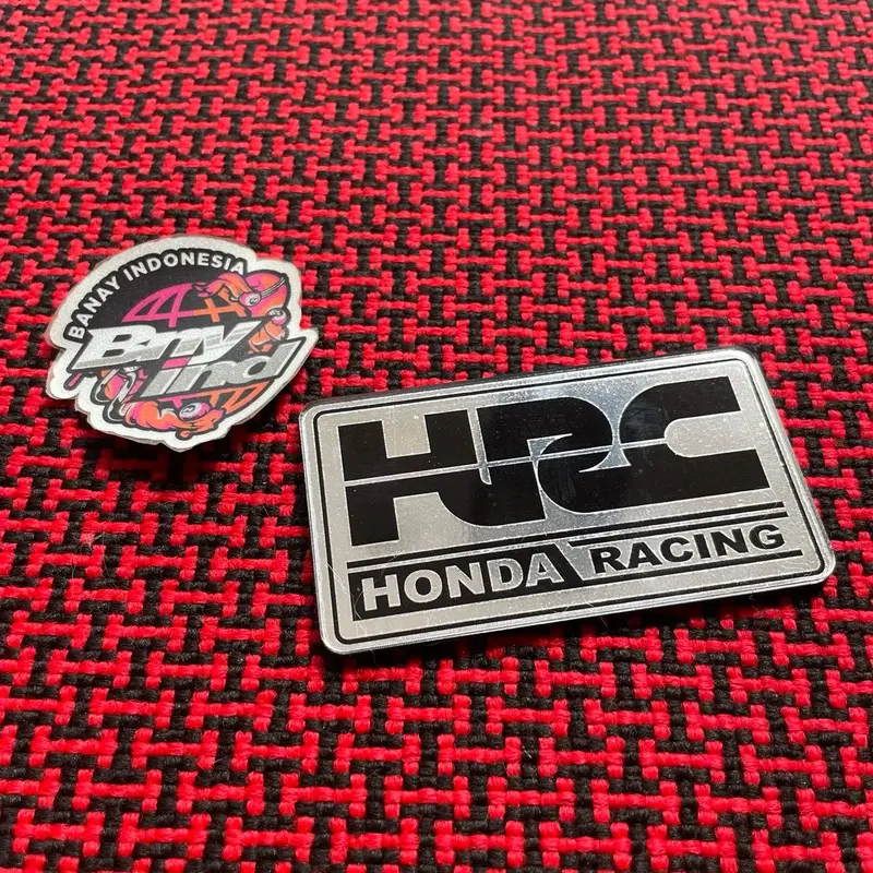 EMBLEM HUGER KOLONG SPAKBOR HONDA AKRILIK 5