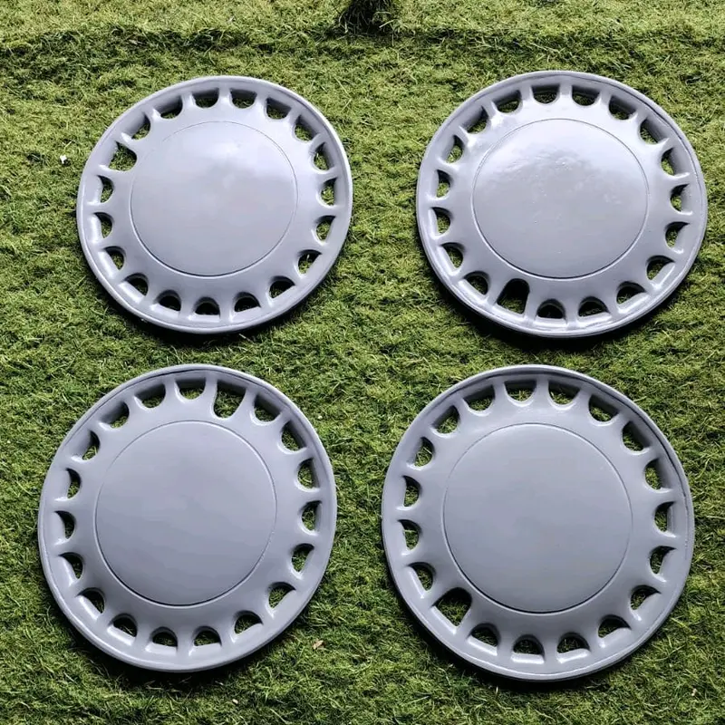 will dop velg mobil Ring 13 penempelan mudah bisa d ripet saja atw d jepit baut.bahan fiber glas yg kuat Accessories Kendaraan 1