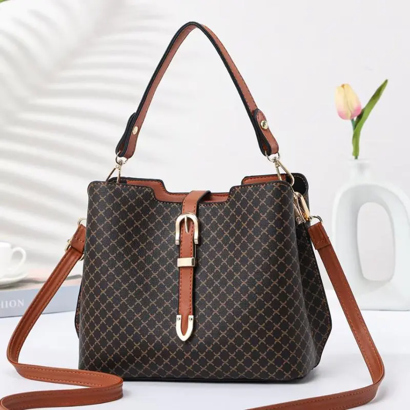 Nionbagshop Tas Selempang Wanita Slingbag Wanita CR7936
