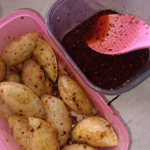 BELI 1 GRATIS 1 CHILLI OIL 100g