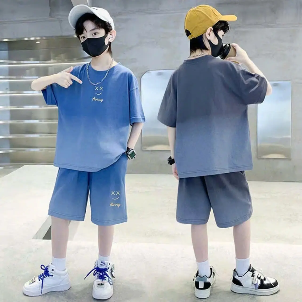 set bộ loang trơn cho bé trai ( không túi ) chất liệu thun lạnh thái mềm mịn, thoáng mát. có đủ 4 màu , size từ 10-46kg