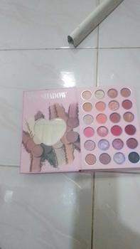 Product Review of IGOODCO 43 Warna bayangan mata Plat Glitter Powder Cosmetics Women Funny Cover Book Frosted Glitter Powder Sequins Eye Makeup Palette eye shadow from A**a 🌹** 1