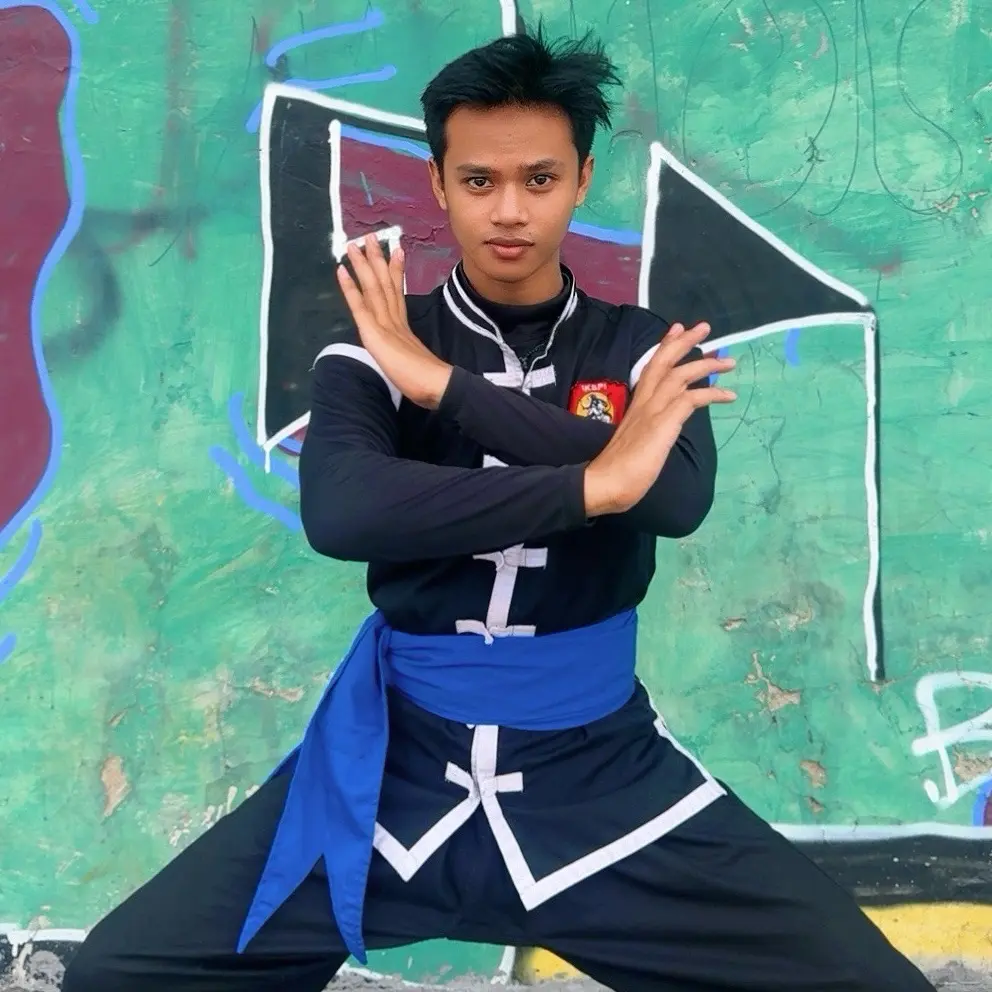 HEM singlet ikspi kera sakti (atasan saja tidak termasuk sabuk dan celana)