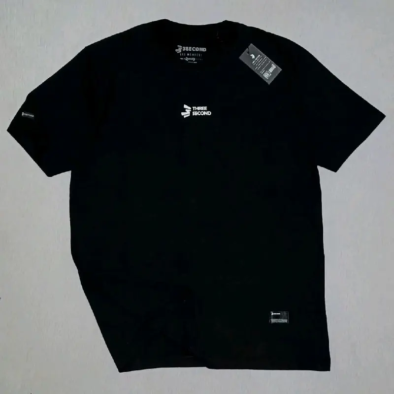 Kaos Distro Cowok Kode221 Lengan Pendek Santai Baju Pria  Atasan Oblong Nyaman Katun Combed High Logo Sablon Keren Simple Tshirt Branded 3