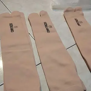 Kaoskaki 6 pasang kaos kaki wanita. perlengkapan pakaian muslimah warna kulit. lembut dan nyaman di gunakan premium Pendek