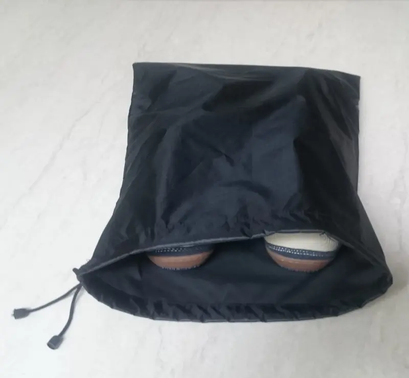 2 Tas Sepatu/Kantong Sepatu/Shoes Bag Untuk  Travel Umroh Haji anti air Hitam Pouch 2