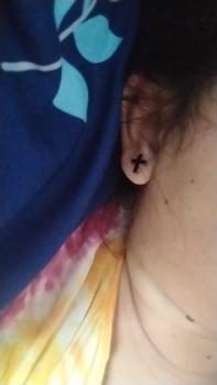 Product Review of Grateful - Anting Cross Simple/ ANTING SALIB silver black STAINLESS STEEL (ANTI KARAT) earrings jewellery from F**y E**a 1