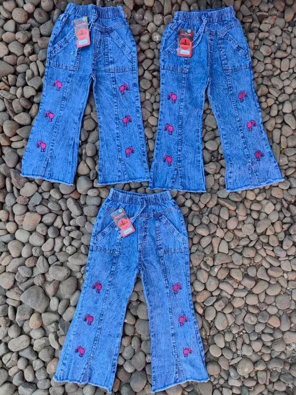 celana kulot/jeans anak anak motif barbie usia (3-10) tahun Santai Jeans Kulot Bordir Perempuan Fashion 1