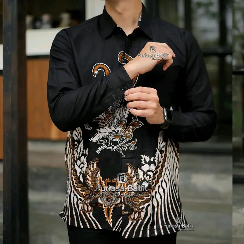 KEMEJA PRIA BATIK  MOTIF AYAM KANCING DIBAWAH 4