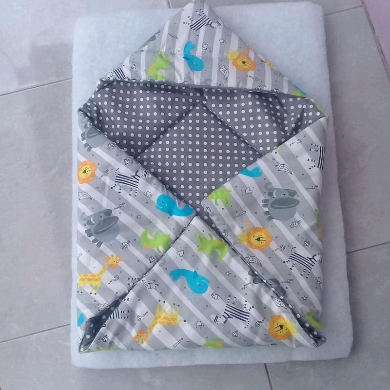 selimbut karakter hangat,tebal,dan nyaman 5