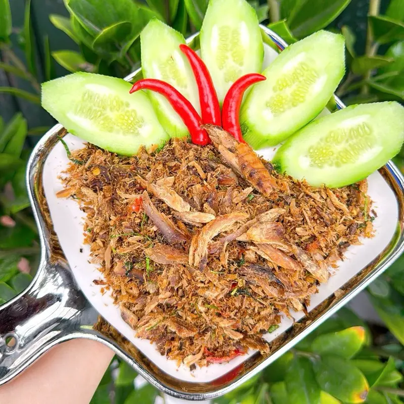 .. 200g Cá Nục giã tỏi ớt nhà Thuỷ Trang vị thơm ngon nhà làm