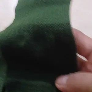 Sarung tangan rajut polos warna: Sarung tangan yang bisa digunakan oleh pria dan wanita. Dewasa