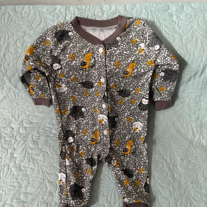 Jumpsuit Anak usia 0-6 bulan. Untuk semua musim bahan adem dan lembut 2