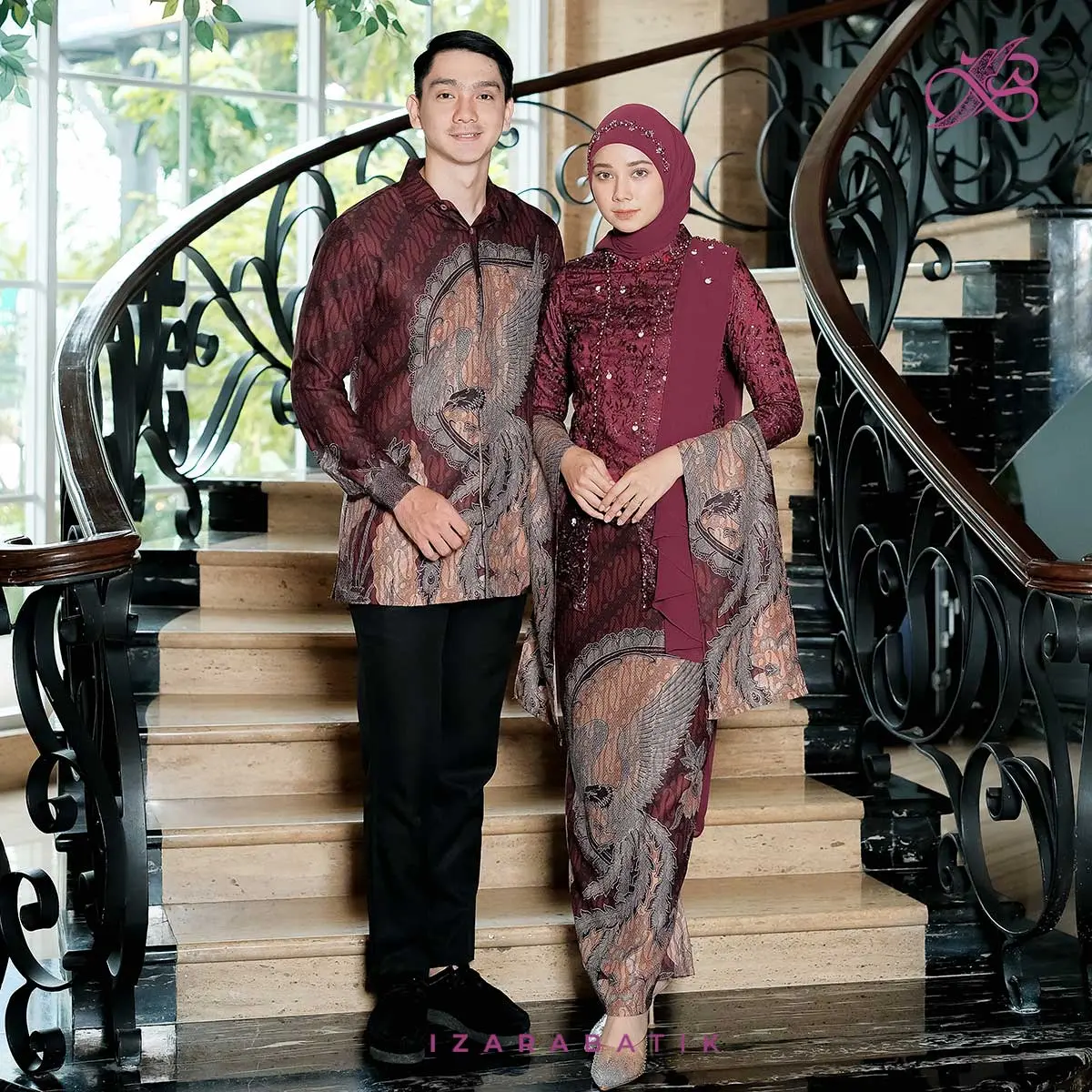 Kebaya Kharisma Burgundy - Setelan Baju Batik Couple Kebaya Modern Wisuda Lamaran Kondangan Bridesmaid [izarabatik]