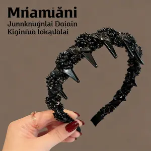 bando kepang rambut Wajahmu Tampak Lebih Kecil & Ramping! Ikat Rambut Ini Bikin Wajahmu Tampak Lebih V-Shape! Desain dengan Gigi Anti Selip, Bikin Rambutmu Tetap Rapi!