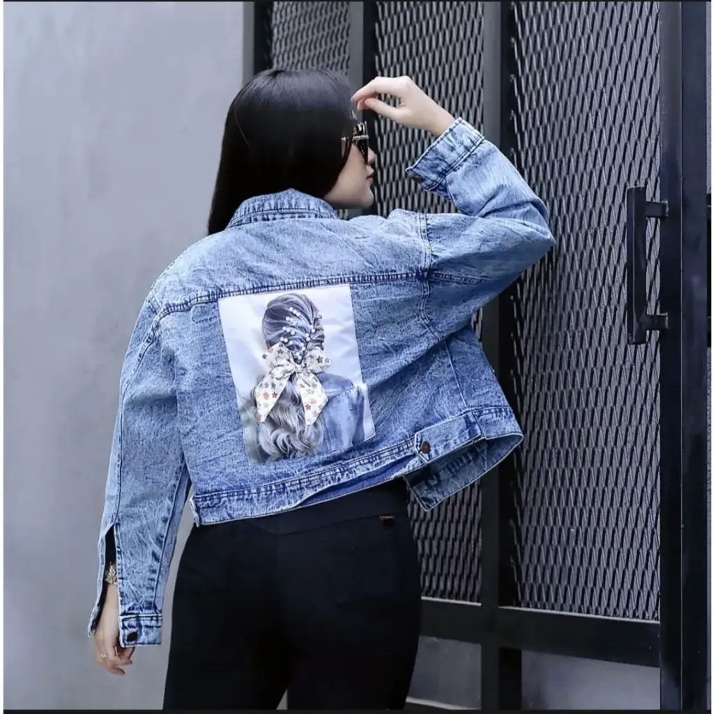 PROMO Jaket Jeans Crop Rawis Gambar Belakang Pita Wanita/ Jaket Denim Body Gambar Cewek / Blazer OOTD Kekinian