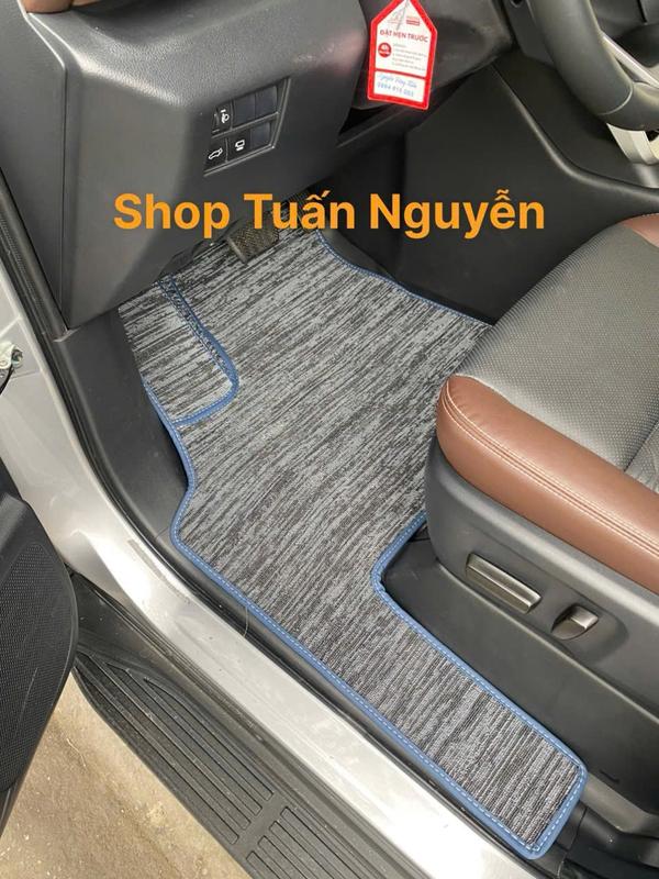 Thảm lót sàn cước dành cho xe 4-7 chỗ có gân chống trượt