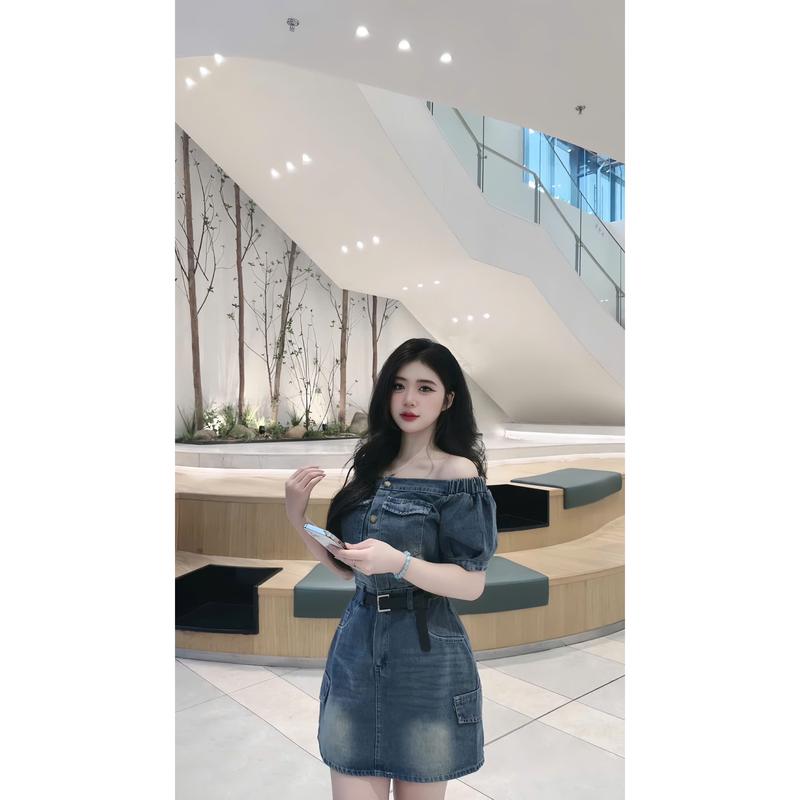 Váy jean DONGXU V172 (615) trễ vai dáng ngắn thắt eo cho nữ