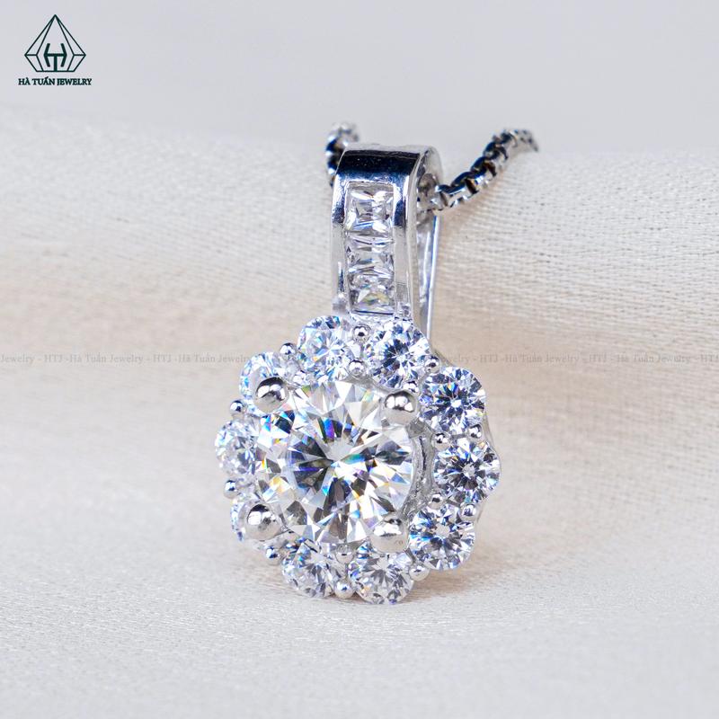 Hà Tuấn Jewelry Mặt Dây Chuyền Bạc 925 Xi Kim Viên Chủ Moissanite 6.3mm PX017