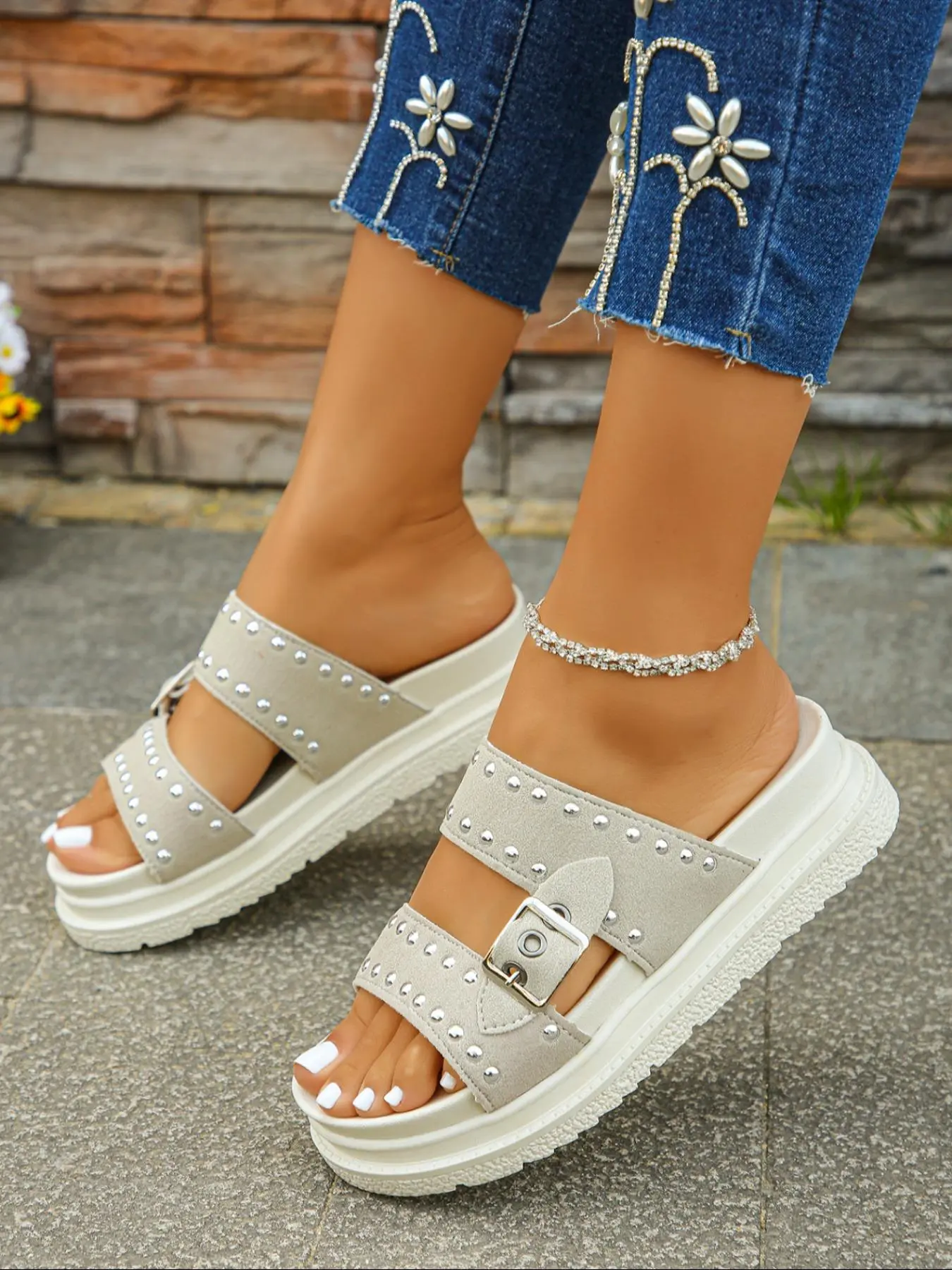 Women's Fashionable Solid Color Studded Decorated Platform Sandals, Casual Comfortable Platform Sandals for Summer, Lightweight Breathable Shoes for Daily Wear, Girl