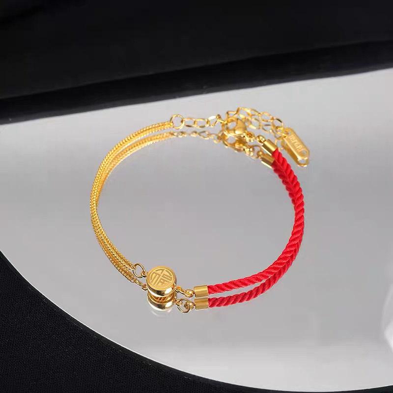 Product Introduction of New Titanium Steel Bracelet Fu Brand Red Rope Bracelet for Women's Light Luxury, Unique Design, Exquisite Weaving, Simplicity, and 100 Pairs of Fashion Decoration 6