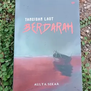 NOVEL TANGISAN LAUT BERDARAH