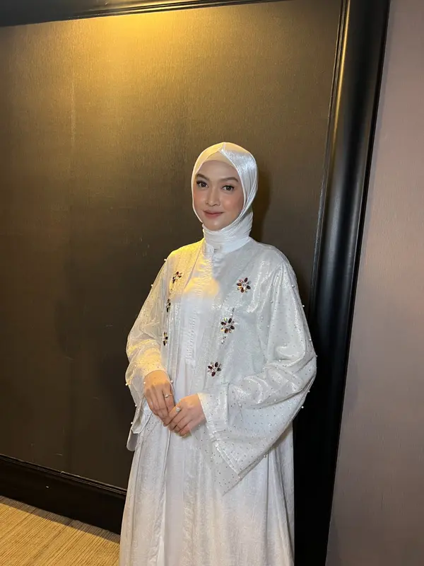 Fika Agashi Abaya Sabrina Signature Sarimbit Keluarga Mewah Lebaran Series 2024 Muslim Fashion Viral Dress Gamis 3