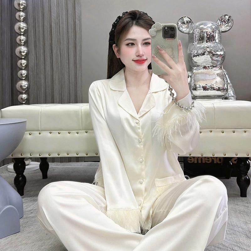  Bộ Pijama Lụa Latin-Áo Viền Lé Tay Đính Lông Vũ Sợi Bảng Màu Cực Sang,Quần Ống Suông 40-60kg Nữ Women 