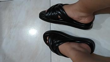 Product Review of Sandal Wanita Big Size Jumbo Size Silang 3 Request Kaki Gemuk Panjang Pendek Coklat Black Sendal from s**a 0
