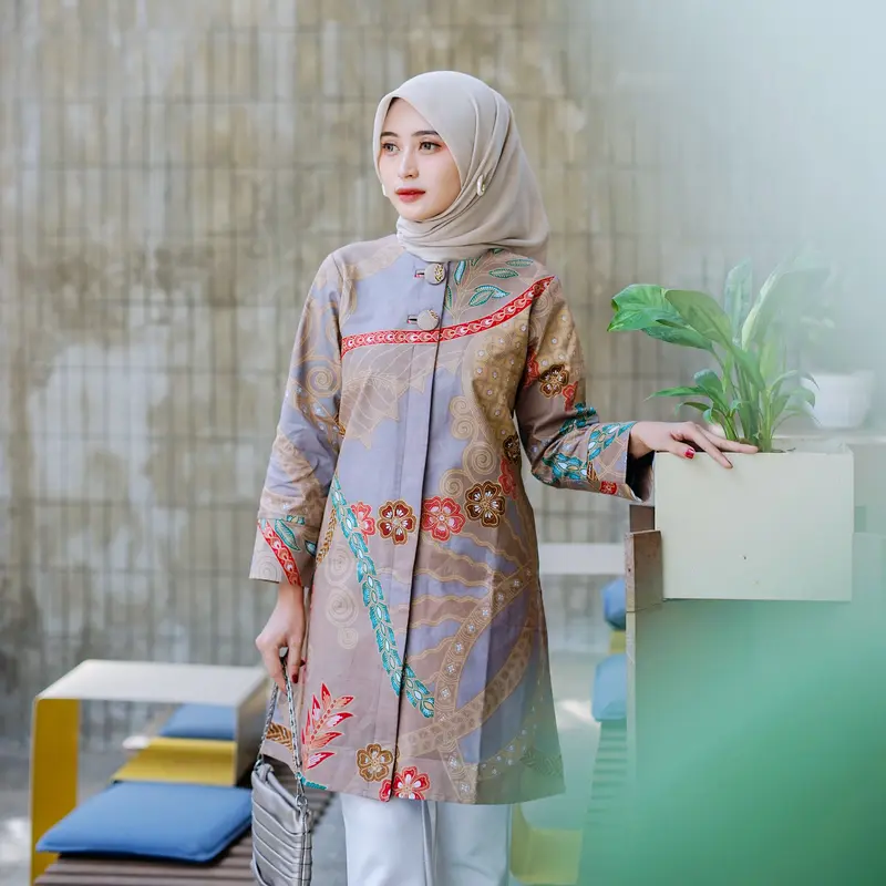 Batik Trikot Tunik Batik Lapis Furing Model Lengan Panjang Kancing Aktif Motif Rinjani Warna Salem Atasan Batik Kerja Wanita Premium Bahan Katun BigSize/Jumbo 1