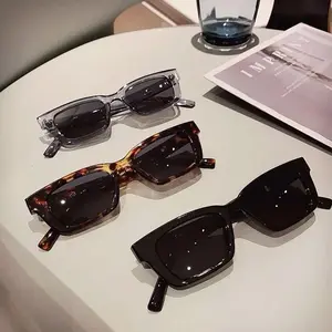 Kacamata Hitam Untuk Pria Dan Wanita Gaya Terbaru