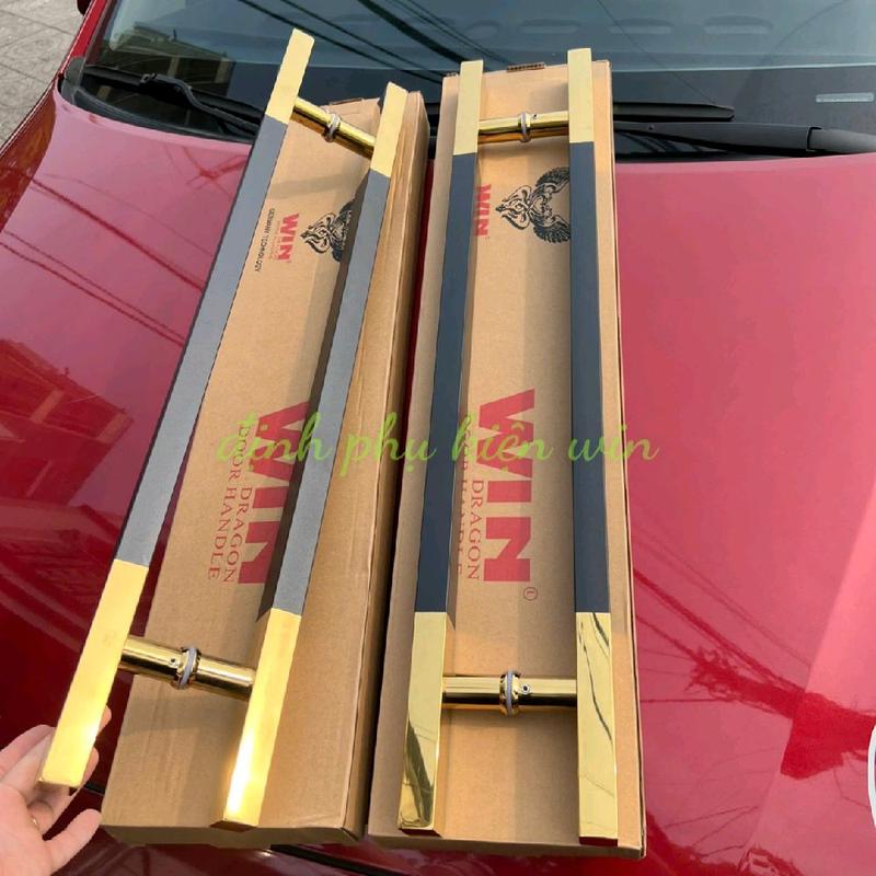 Tay nắm vuông lắp cửa nhôm thủy lực và kính cường lực bằng inox đen đầu vàng 25x38 1 cánh cửa - Windragon