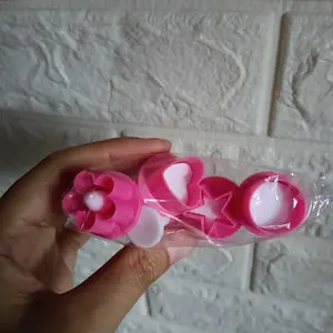 5Pcs Plunger Cetakan Fondant Cutter Cetakan Dekorasi Kue Cupcake Fondant Sugar paste - Cetakan Kue / Biskuit Fondant Bentuk Bintang / Hati / Plum Untuk Dekorasi Memasak Dan Kue Dapur Kue - cetakan fondant - plunger cutter