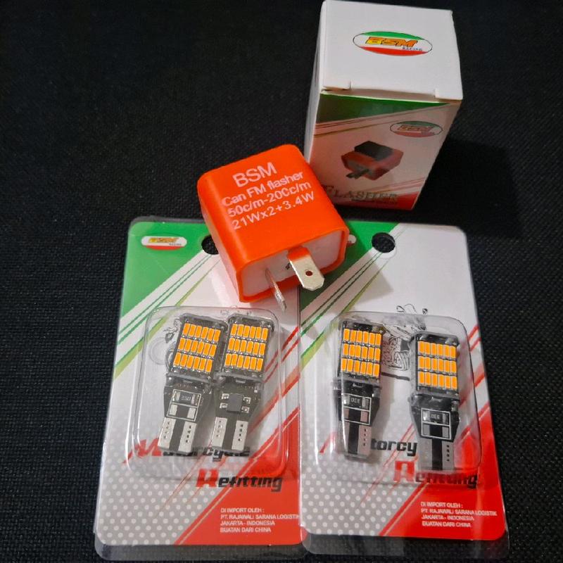 paketan 4pcs lampu sein T15 T10 dajjal smd 45led dc12volt  plus flaser sen universal super terang 3