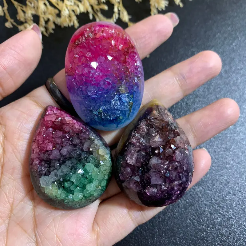 Gemstone / Druzy Es 4cm / Bahan craft 2