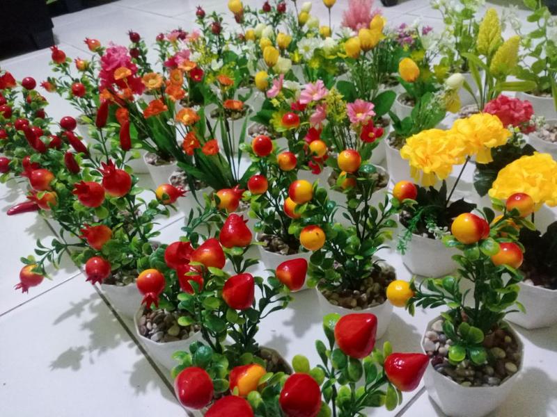 Product Introduction of paket 1 lusin 12 pcs bunga plastik mini.ornamen bunga dekorasi rumah model RANDOM Vas Buah 7