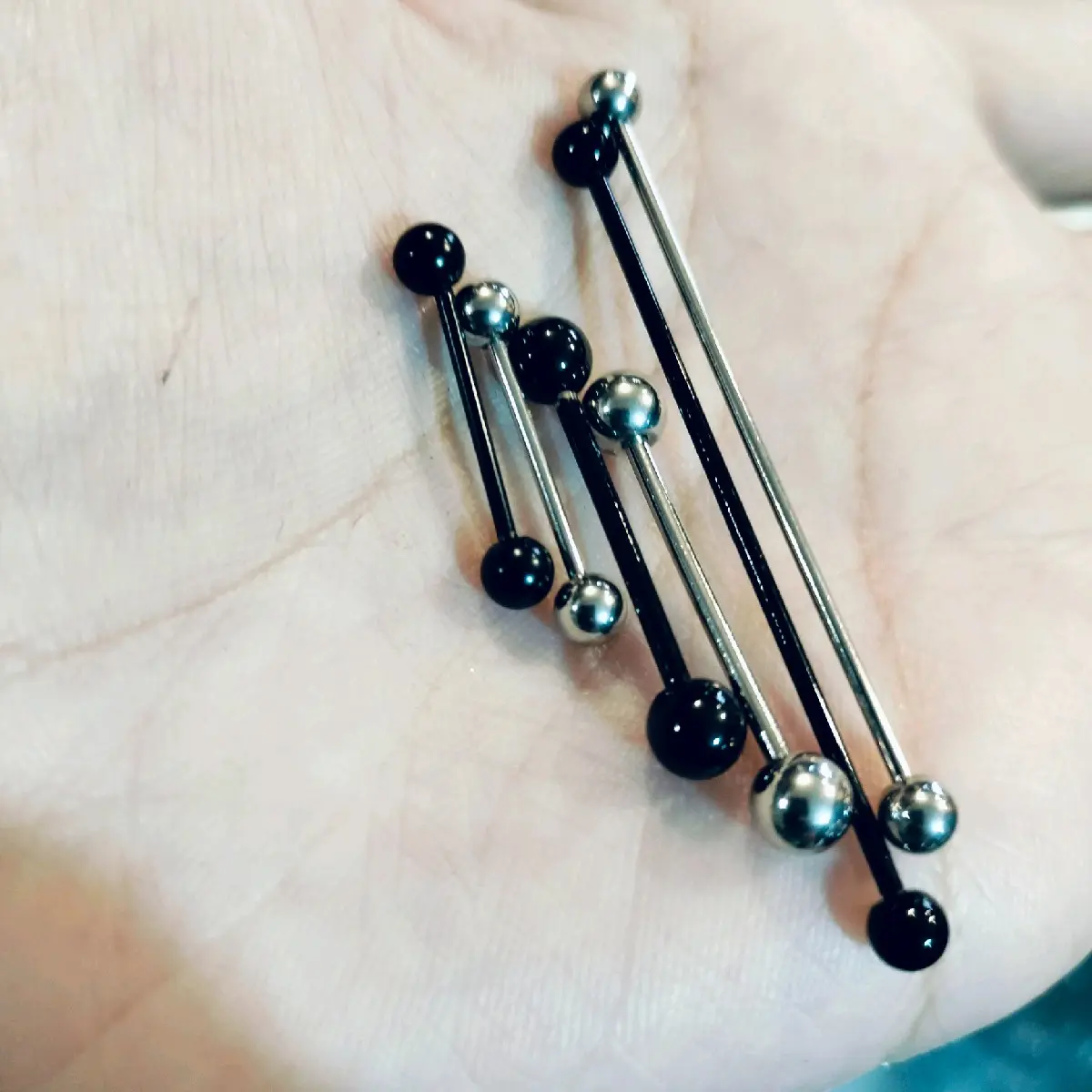 Tindik Barbel Piercing Anting Hitam Silver Pelangi Gold