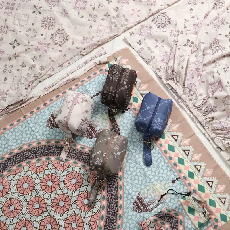 Full Set Mukena Parasut Premium Motif + Sajadah Traveling Mini Pouch 2in1 Muslim Dewasa Hampers Cantik Nyaman