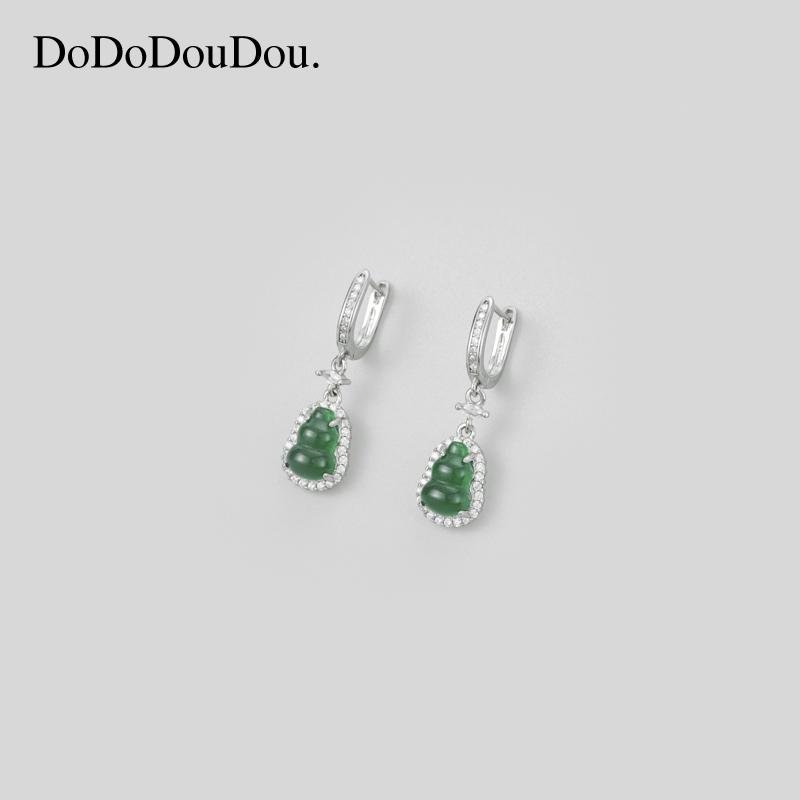 Product Introduction of Natural green chalcedony gourd shaped new antique style earrings 2025 high-end feeling earrings earrings earrings pendant 3