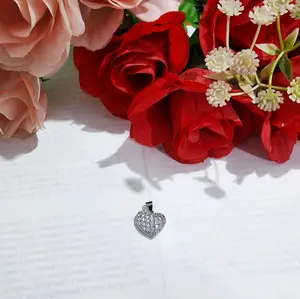 Liontin Permata Hati Full Manik Kilau Silver Aksesoris Fashion Perhiasan Wanita