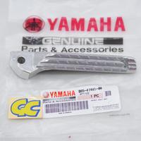 Gambar Step Pijakan Kaki Belakang Kanan / Foot Step Yamaha Aerox 155 Ori dari Yamaha Gerbang Cahaya Kab. Bandung 1 Tokopedia