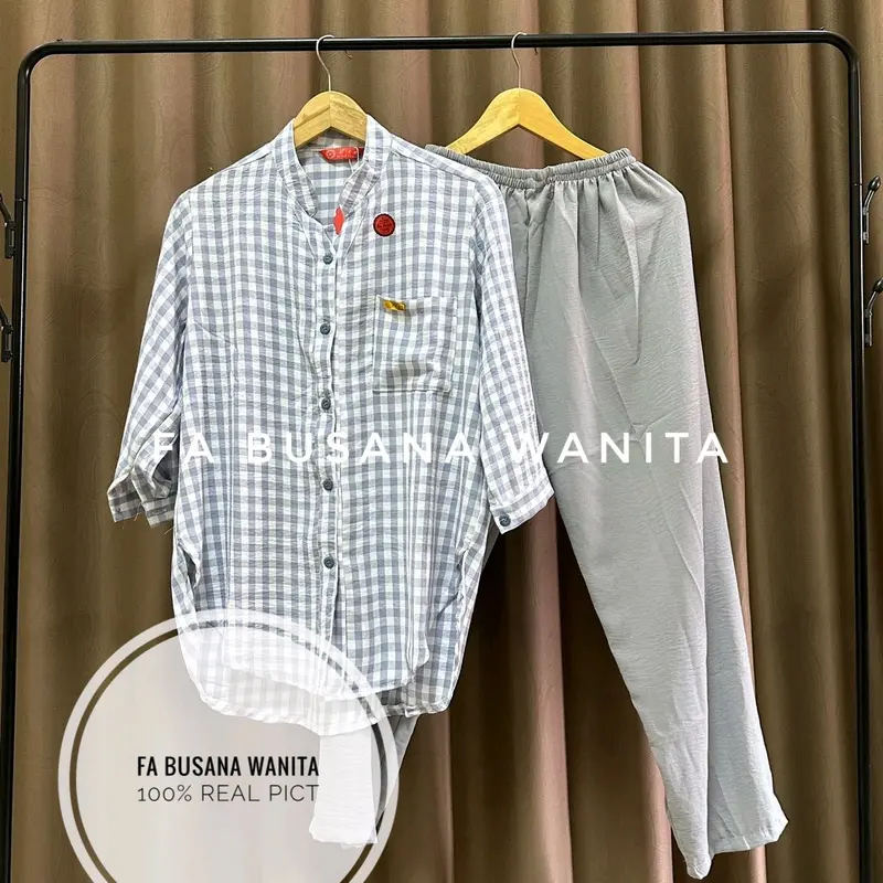 Setelan wanita jumbo bahan crinkle airflow Lembut baju Atasan Kancing depan Celana panjang Karet 6