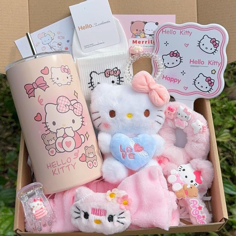 Hộp quà tặng phụ kiện capybara , labubu hottrend bao gồm bình nước móc khoá tặng bạn nữ bé gái.