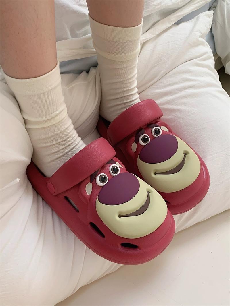 Product Introduction of Sandal Lotso Beruang Stroberi Sandal Kartun Lucu Shoes Sendal Wanita Karet Cewek Cowok 17